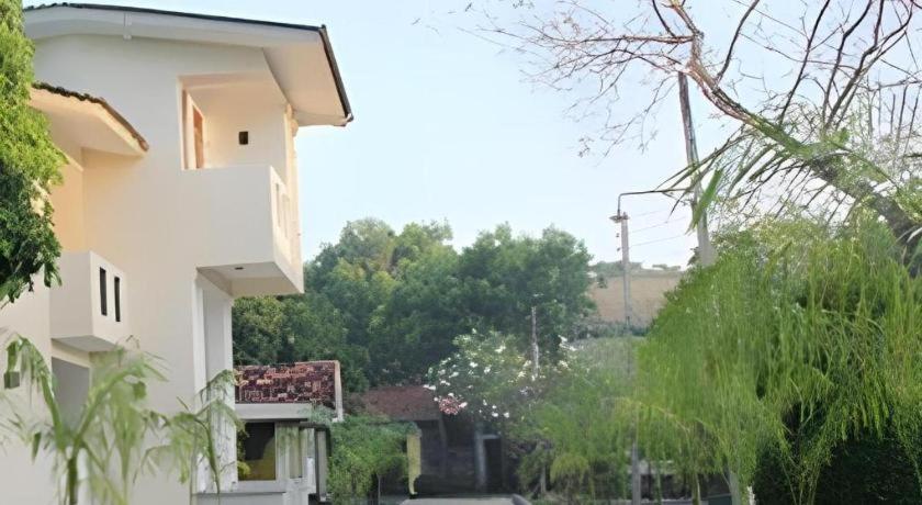 de 5000 m² con 7 habitación/es y 7 baño/s de uso privado, en Yala Tissamaharama Exterior foto