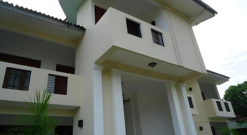 de 5000 m² con 7 habitación/es y 7 baño/s de uso privado, en Yala Tissamaharama Exterior foto