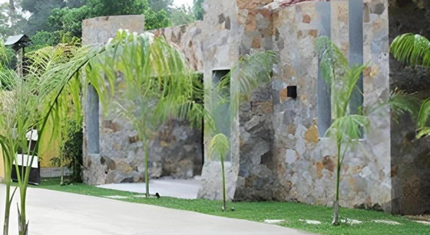 de 5000 m² con 7 habitación/es y 7 baño/s de uso privado, en Yala Tissamaharama Exterior foto