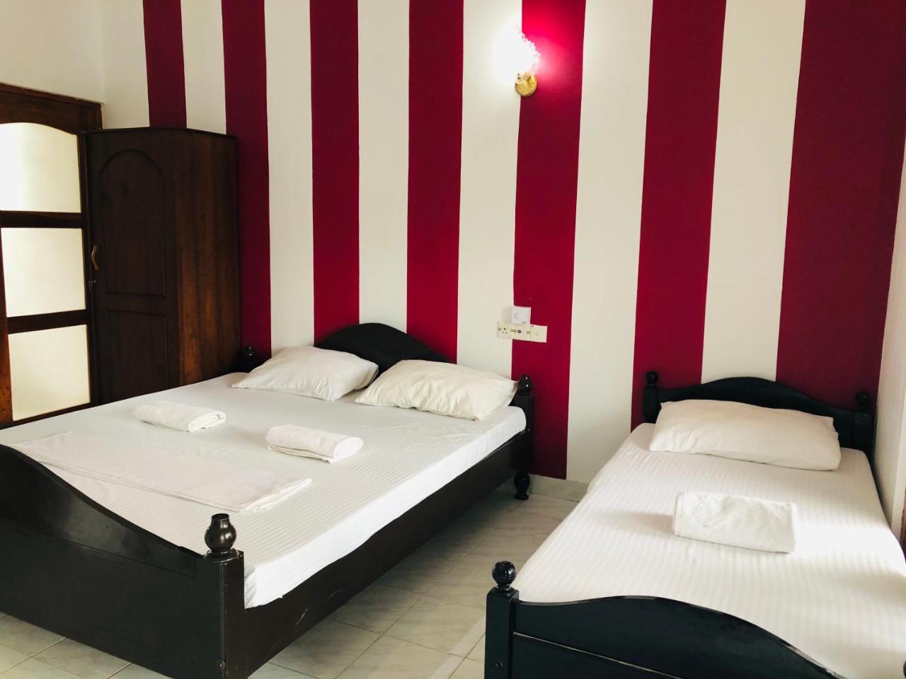 de 5000 m² con 7 habitación/es y 7 baño/s de uso privado, en Yala Tissamaharama Exterior foto